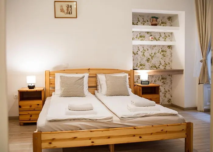 Venus - Oktogon I Budapesta